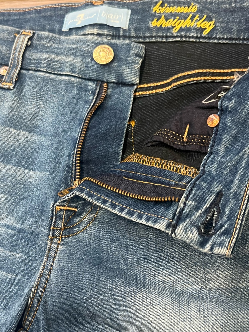 7 For All Mankind B(air) Kimmie Straight Leg Jeans Size 28 Wiskering Detail - Picture 10 of 14